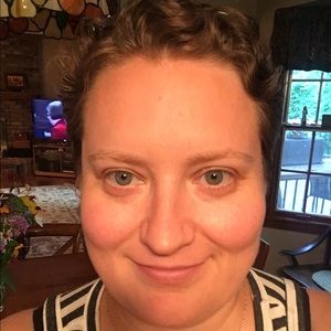 Meet your Posher, Melanie